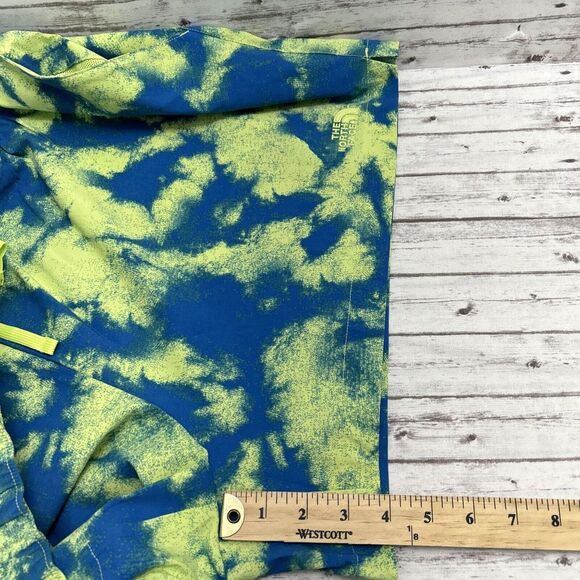 The North Face Shorts Women's Size 2XL Printed Class V Sharp Green Retro Dye New - Picture 5 of 8